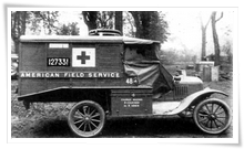 Une ambulance Ford de l'AFS